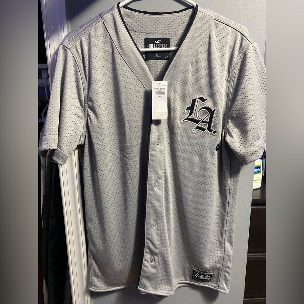 Men’s Hollister Button-Up Jersey